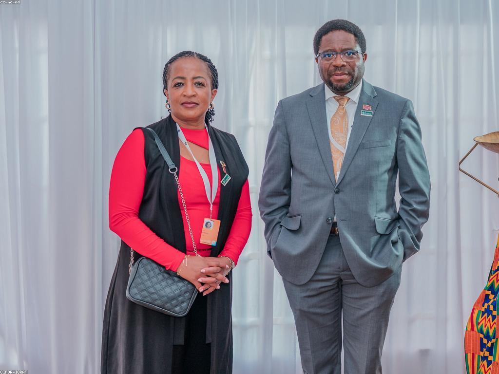 ការស្រាវជ្រាវផ្លែឈើស្លត: បរិយាកាសនៃការអភិវឌ្ឍន៍និងសុខភាព